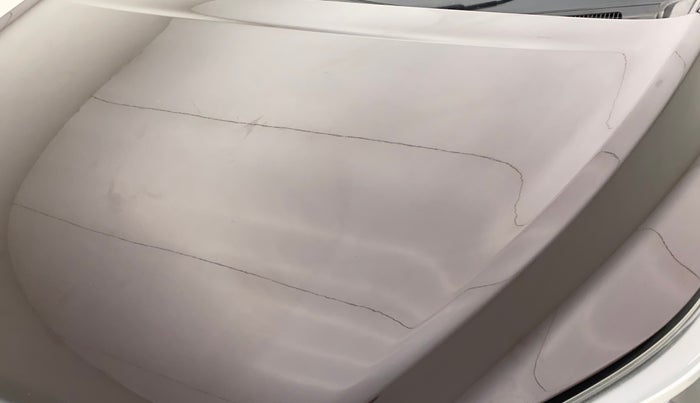 2016 Toyota Innova Crysta 2.7 ZX AT 7 STR, Petrol, Automatic, 90,064 km, Bonnet (hood) - Minor scratches