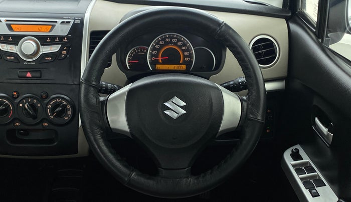 2016 Maruti Wagon R 1.0 VXI, Petrol, Manual, 31,944 km, Steering Wheel Close Up