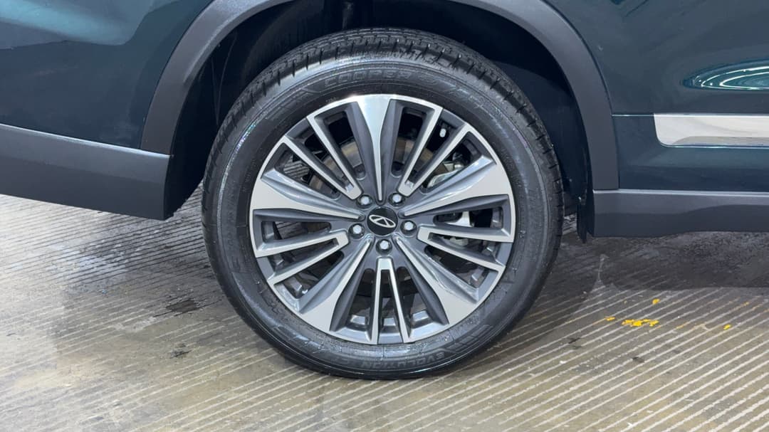 2024 Chery Tiggo 8 Pro Max Ultimate AWD, Automatic, 15846 km, Right Rear Wheel