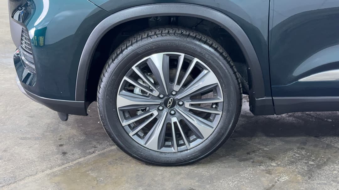 2024 Chery Tiggo 8 Pro Max Ultimate AWD, Automatic, 15846 km, Left Front Wheel
