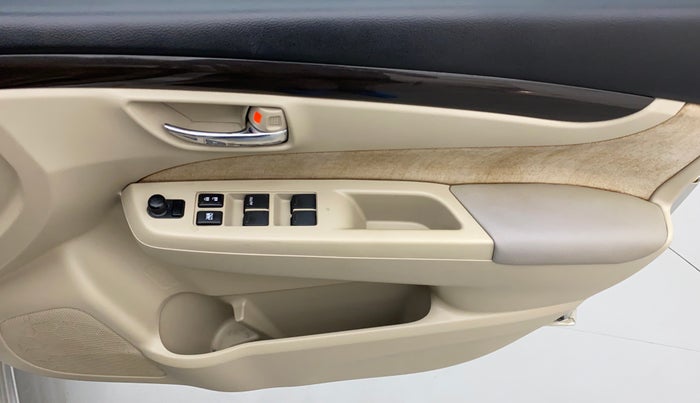 2015 Maruti Ciaz ZXI, Petrol, Manual, 83,871 km, Driver Side Door Panels Control