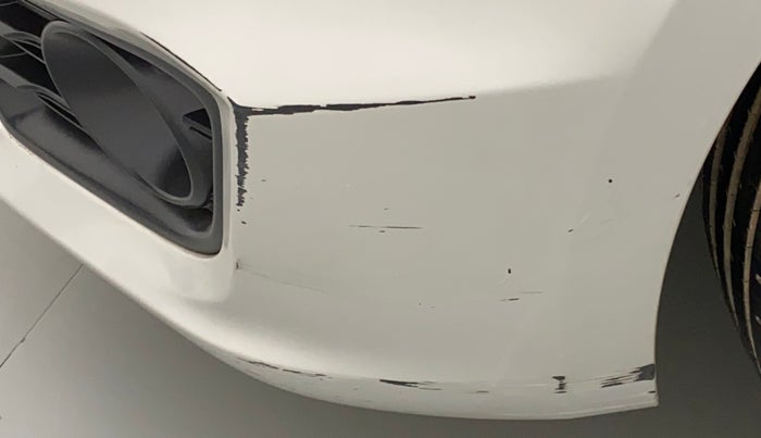 2015 Maruti Ciaz ZXI, Petrol, Manual, 83,871 km, Front bumper - Minor scratches