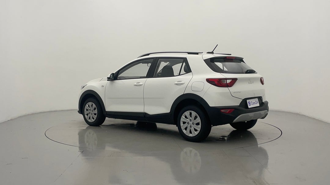 Left Back Diagonal (45- Degree) View