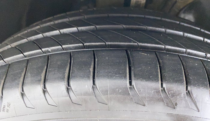 2015 Skoda Octavia AMBITION 2.0 TDI CR, Diesel, Manual, 62,277 km, Left Front Tyre Tread