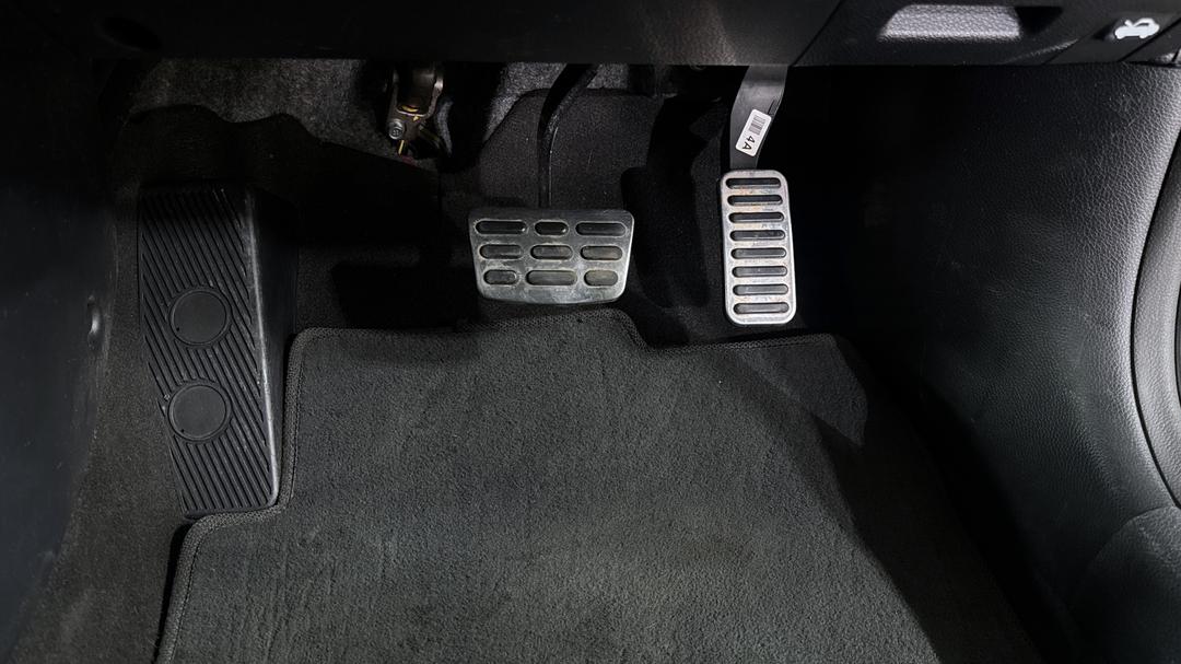 2021 Kia Rio Gt-line, Automatic, 86015 km, Pedals and Footmat