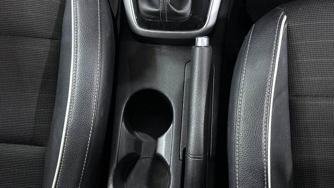 2021 Kia Rio Gt-line, Automatic, 86015 km, Handbrake
