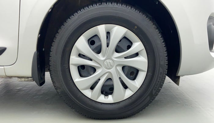 2020 Maruti Swift VXI D, Petrol, Manual, 6,008 km, Right Front Tyre