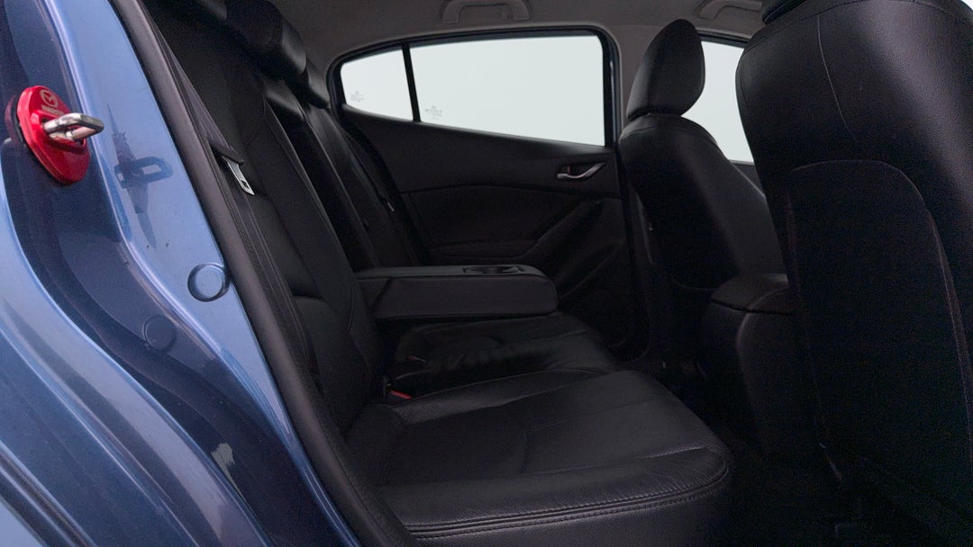 2018 Mazda 3 Touring, Automatic, 40418 km, Right Side Rear Door Cabin View