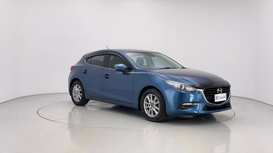 2018 Mazda 3 Touring, Automatic, 40418 km, Right Front Diagonal (45- Degree) View