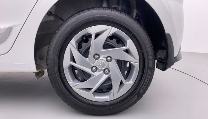 2021 Hyundai NEW I20 MAGNA 1.2 MT, Petrol, Manual, 2,487 km, Left Rear Wheel