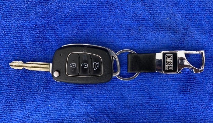 2019 Hyundai Elite i20 SPORTZ PLUS 1.2, Petrol, Manual, 64,572 km, Key Close Up