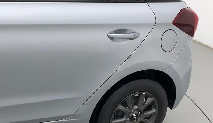 2019 Hyundai Elite i20 SPORTZ PLUS 1.2, Petrol, Manual, 64,572 km, Left quarter panel - Minor scratches
