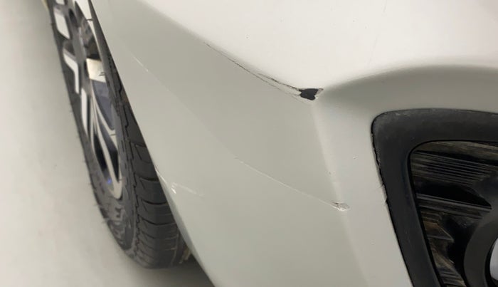 2017 Maruti Ciaz DELTA 1.4 AT PETROL, Petrol, Automatic, 64,577 km, Front bumper - Minor scratches