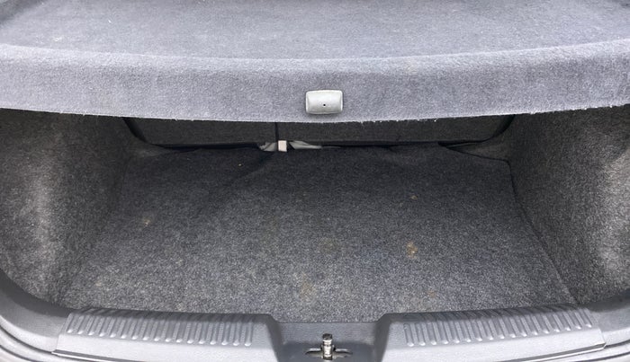 2017 Volkswagen Polo HIGHLINE1.2L PETROL, Petrol, Manual, 66,277 km, Boot Inside