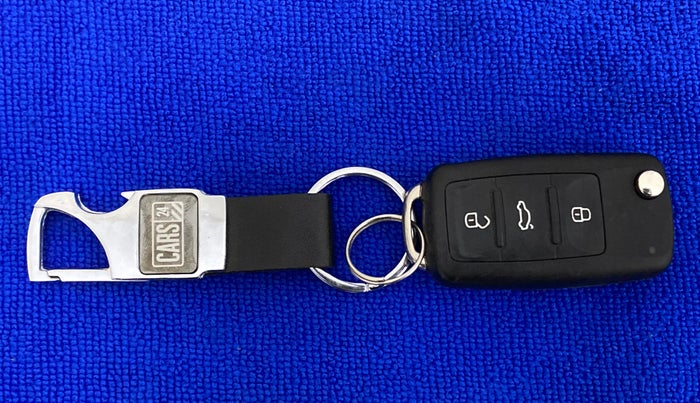 2017 Volkswagen Polo HIGHLINE1.2L PETROL, Petrol, Manual, 66,277 km, Key Close Up