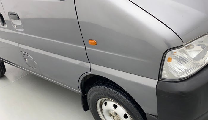 2019 Maruti Eeco 5 STR WITH A/C+HTR, Petrol, Manual, 50,010 km, Right fender - Slightly dented
