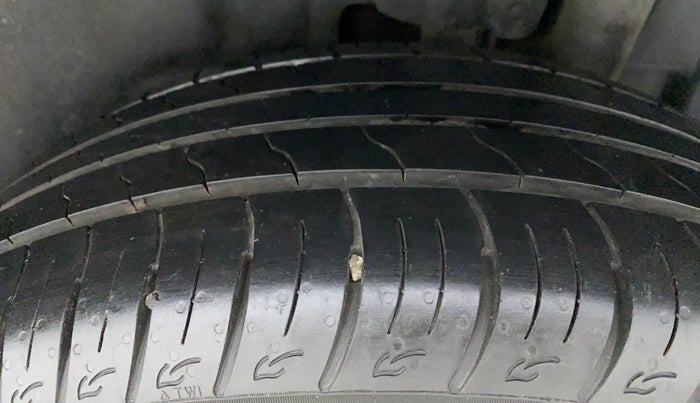 2015 Maruti S Cross ALPHA 1.3, Diesel, Manual, Left Rear Tyre Tread