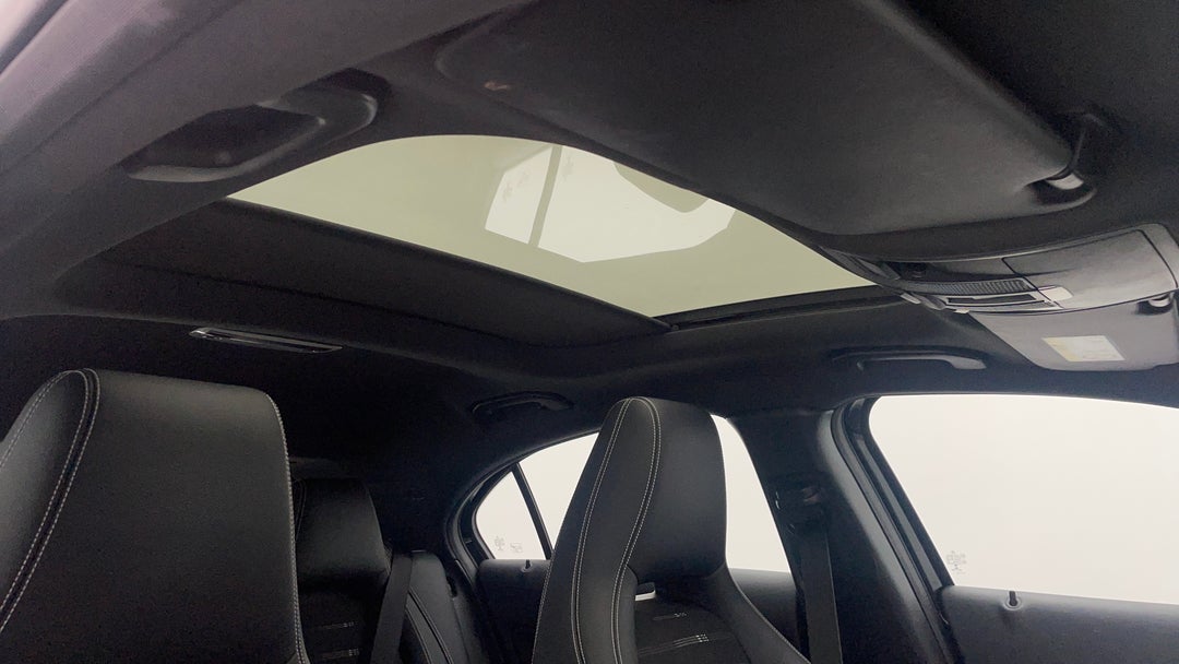 Interior Sunroof/Moonroof