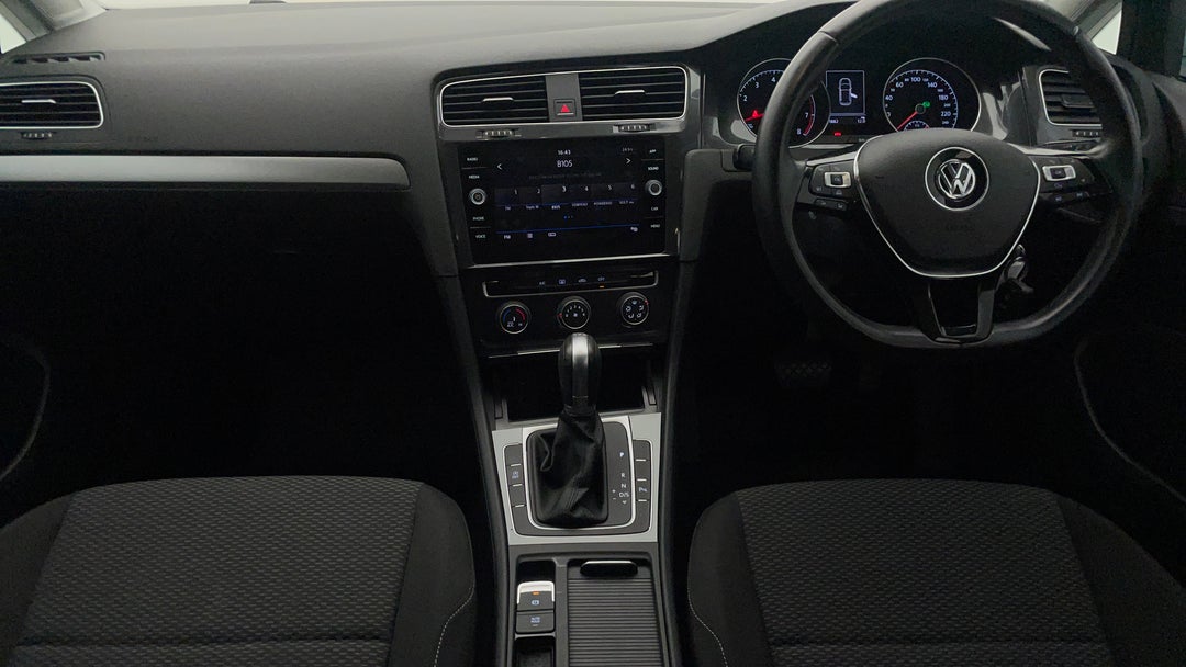 2018 Volkswagen Golf 110 Tsi Trendline, Automatic, 81882 km, Center Console