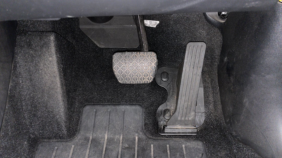 2024 Mazda CX-5 G25 Maxx Sport (FWD), Automatic, 55007 km, Pedals and Footmat