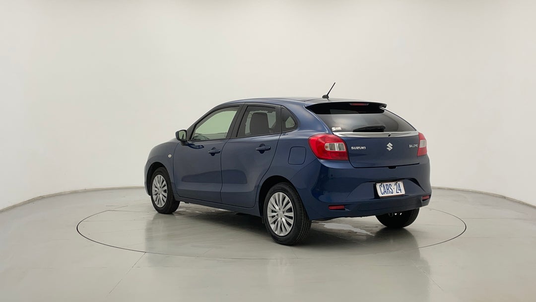 Left Back Diagonal (45- Degree) View