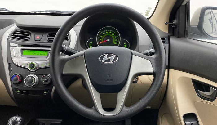 2013 Hyundai Eon SPORTZ, Petrol, Manual, 28,651 km, Steering Wheel Close Up