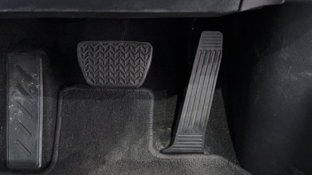 Pedals and Footmat