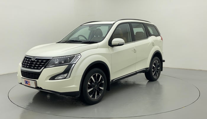 2018 Mahindra XUV500 W11 AT, Diesel, Automatic, 29,359 km, Left Front Diagonal