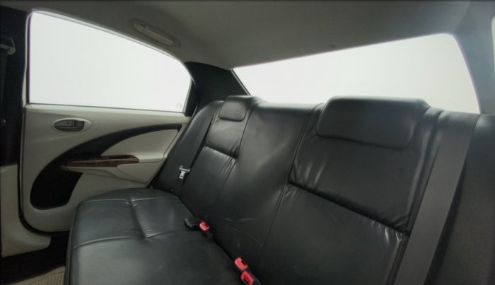2013 Toyota Etios G, Petrol, Manual, 47,334 km, Right Side Rear Door Cabin