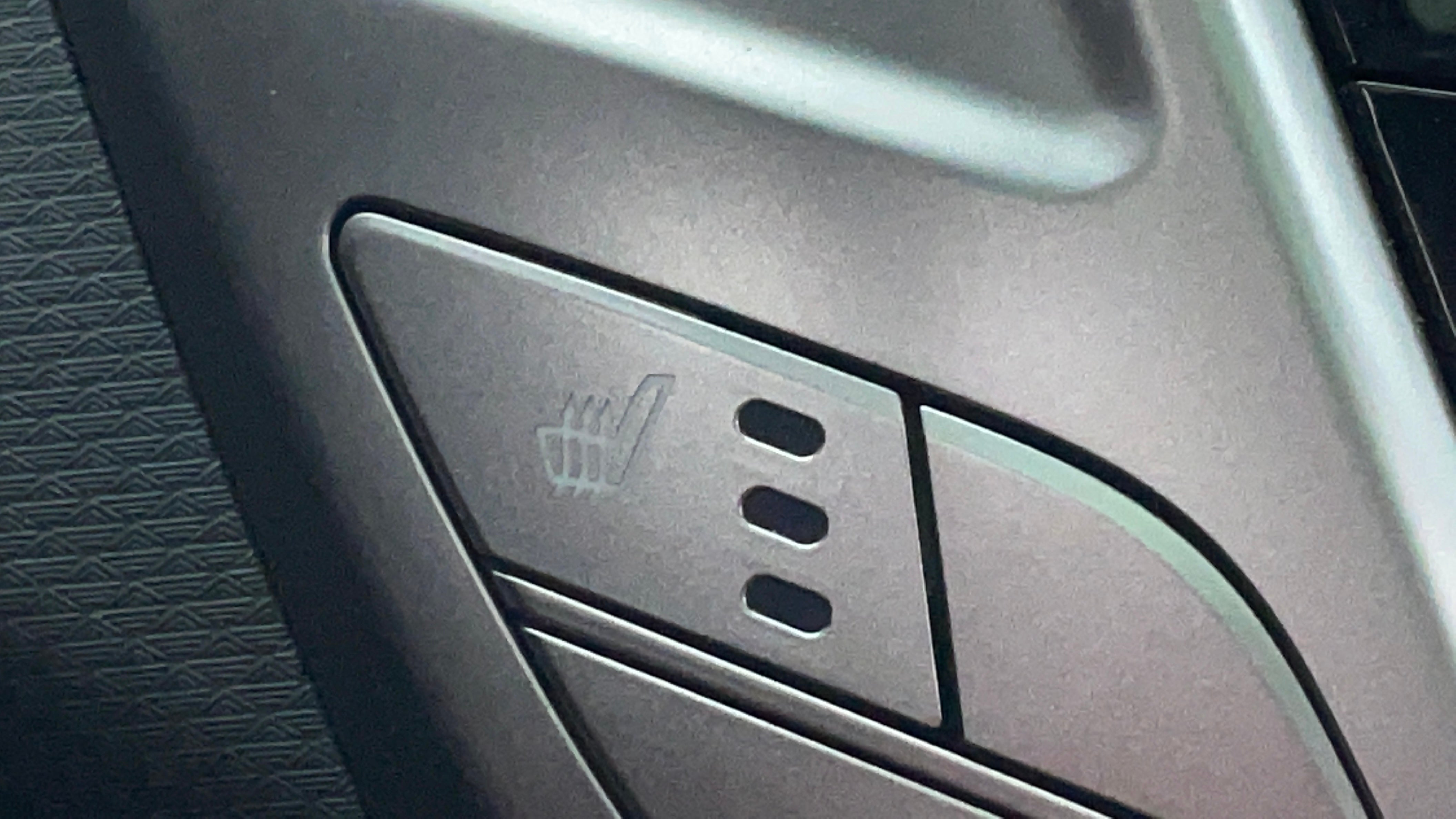 Hyundai Veloster-Heated Seats