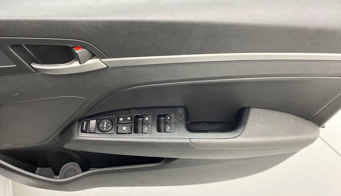 2017 Hyundai New Elantra 2.0 SX (O) AT, Petrol, Automatic, 87,638 km, Driver Side Door Panels Control