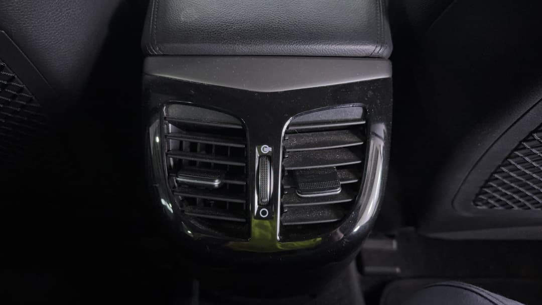 Rear A/C Vent
