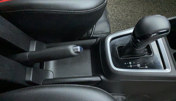 2018 Maruti Swift VDI AMT, Diesel, Automatic, 65,617 km, Gear Lever