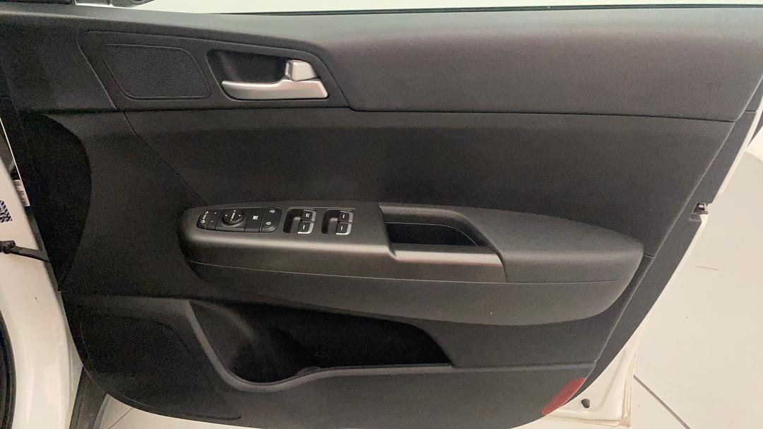2019 Kia Sportage S (fwd), Automatic, 69735 km, Speaker View