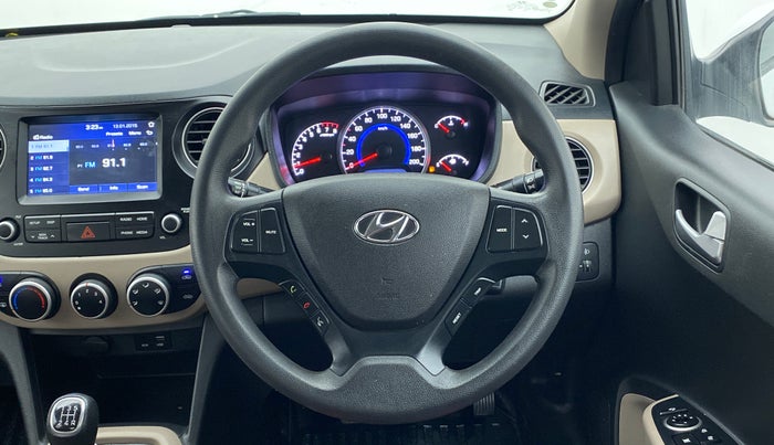 2019 Hyundai Grand i10 SPORTZ 1.2 KAPPA VTVT, Petrol, Manual, 17,516 km, Steering Wheel Close-up