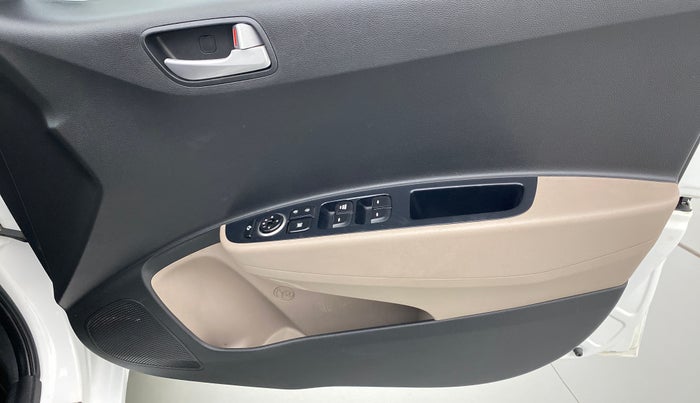 2019 Hyundai Grand i10 SPORTZ 1.2 KAPPA VTVT, Petrol, Manual, 17,516 km, Driver Side Door Panels Controls