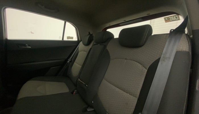 2016 Hyundai Creta SX PLUS AT 1.6 PETROL, Petrol, Automatic, 73,228 km, Right Side Rear Door Cabin