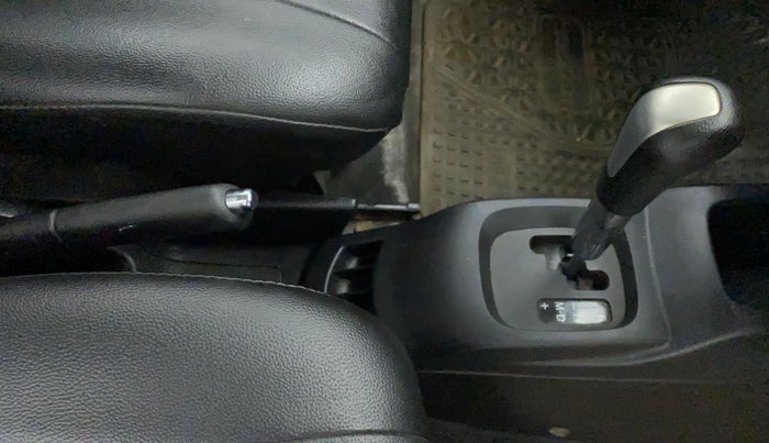 2017 Maruti Wagon R 1.0 VXI AMT, Petrol, Automatic, 42,439 km, Gear Lever