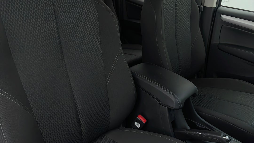 2018 Holden Colorado Ltz (4x4), Manual, 69348 km, Right Side Front Door Cabin View