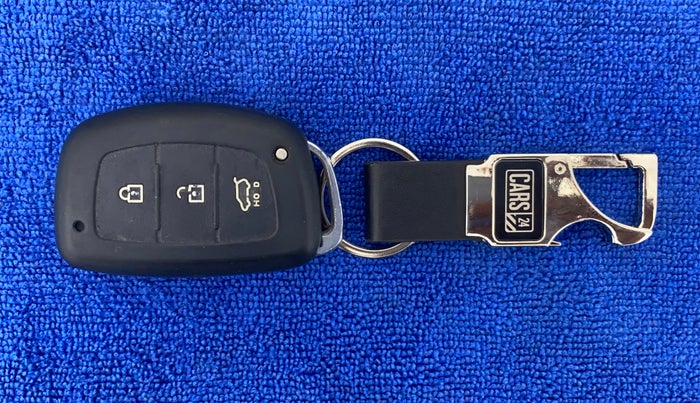 2016 Hyundai Creta 1.6 SX PLUS DIESEL, Diesel, Manual, 1,27,980 km, Key Close-up