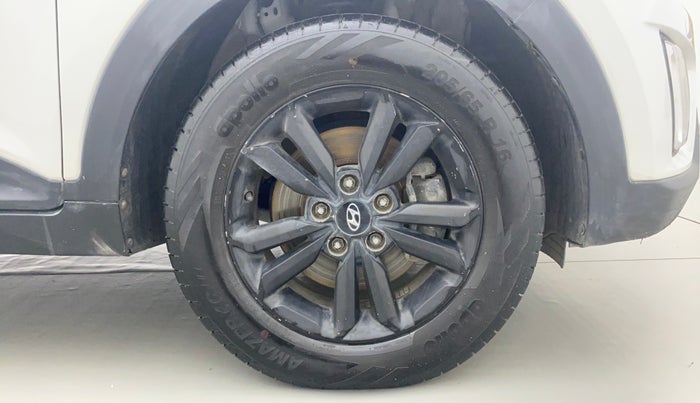 2016 Hyundai Creta 1.6 SX PLUS DIESEL, Diesel, Manual, 1,27,980 km, Right Front Tyre