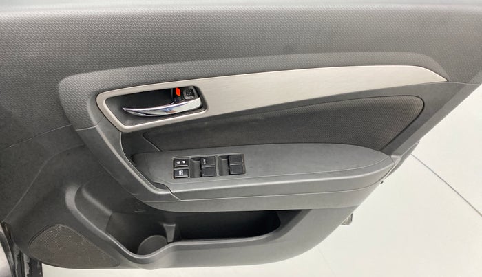 2018 Maruti Vitara Brezza ZDI PLUS, Diesel, Manual, 28,470 km, Driver Side Door Panels Control
