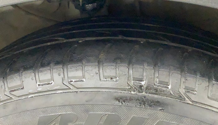 2018 Hyundai Creta SX (O) 1.6 DIESEL, Diesel, Manual, 49,510 km, Right Front Tyre Tread