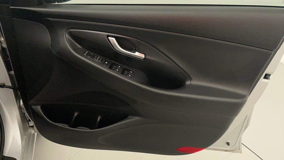 2017 Hyundai i30 Active, Automatic, 123123 km, Speaker View