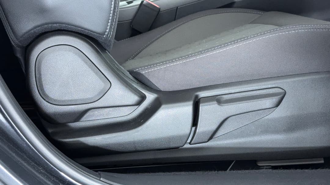 2023 Subaru Crosstrek AWD 2.0l, Automatic, 38478 km, Drivers Side Adjustment Panel