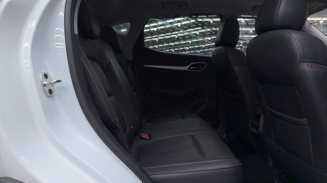 2024 MG Zst Essence, Automatic, 27975 km, Right Side Rear Door Cabin View
