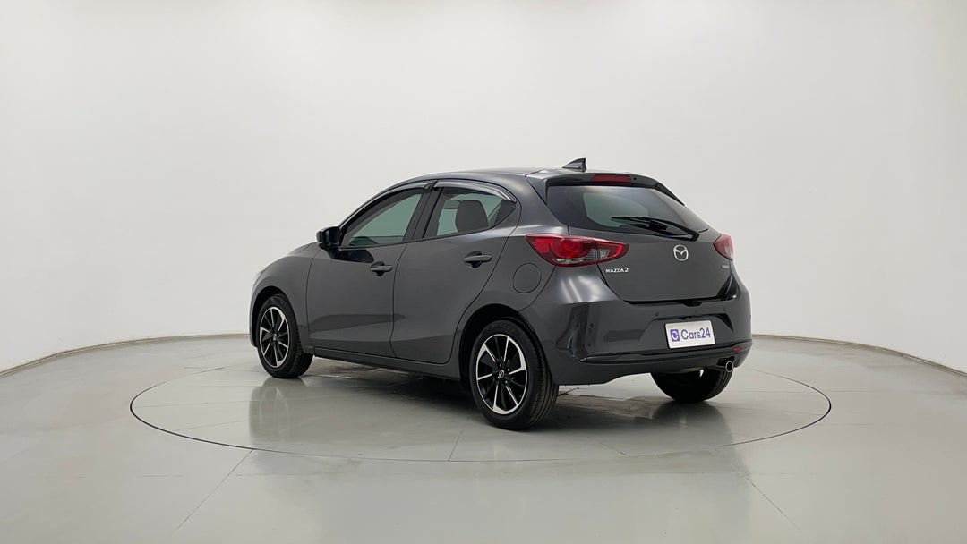 Left Back Diagonal (45- Degree) View