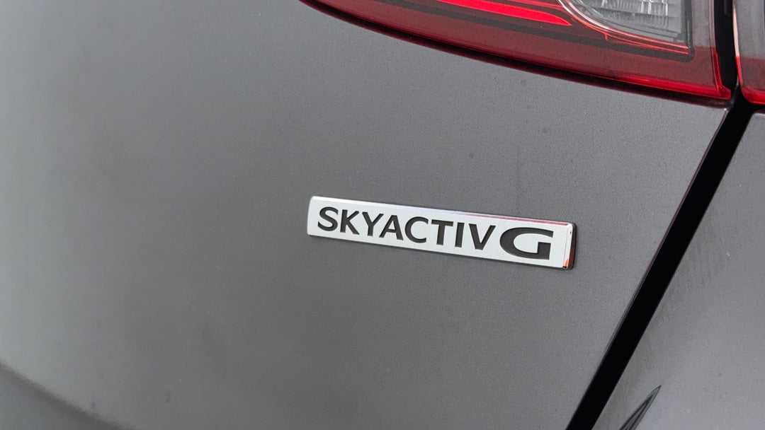 Badge (Boot Right Side)