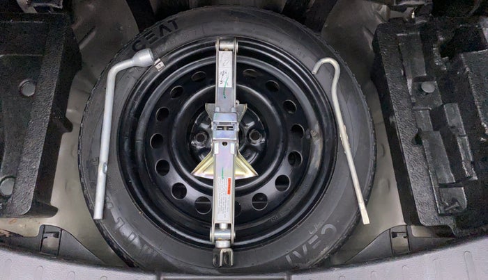 2018 Maruti Wagon R 1.0 VXI, Petrol, Manual, 38,127 km, Spare Tyre