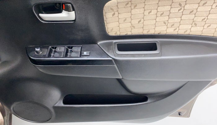2018 Maruti Wagon R 1.0 VXI, Petrol, Manual, 38,127 km, Driver Side Door Panels Control